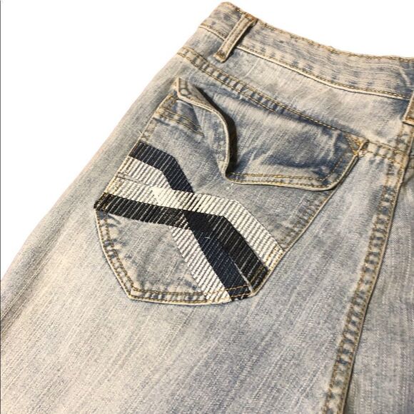 Reflex Embroidered Jean Shorts Size 34 - Picture 8 of 8